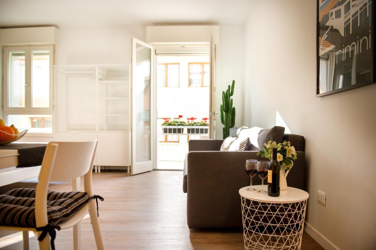 Smart & Urban Suites - Corso51 Rimini Bagian luar foto