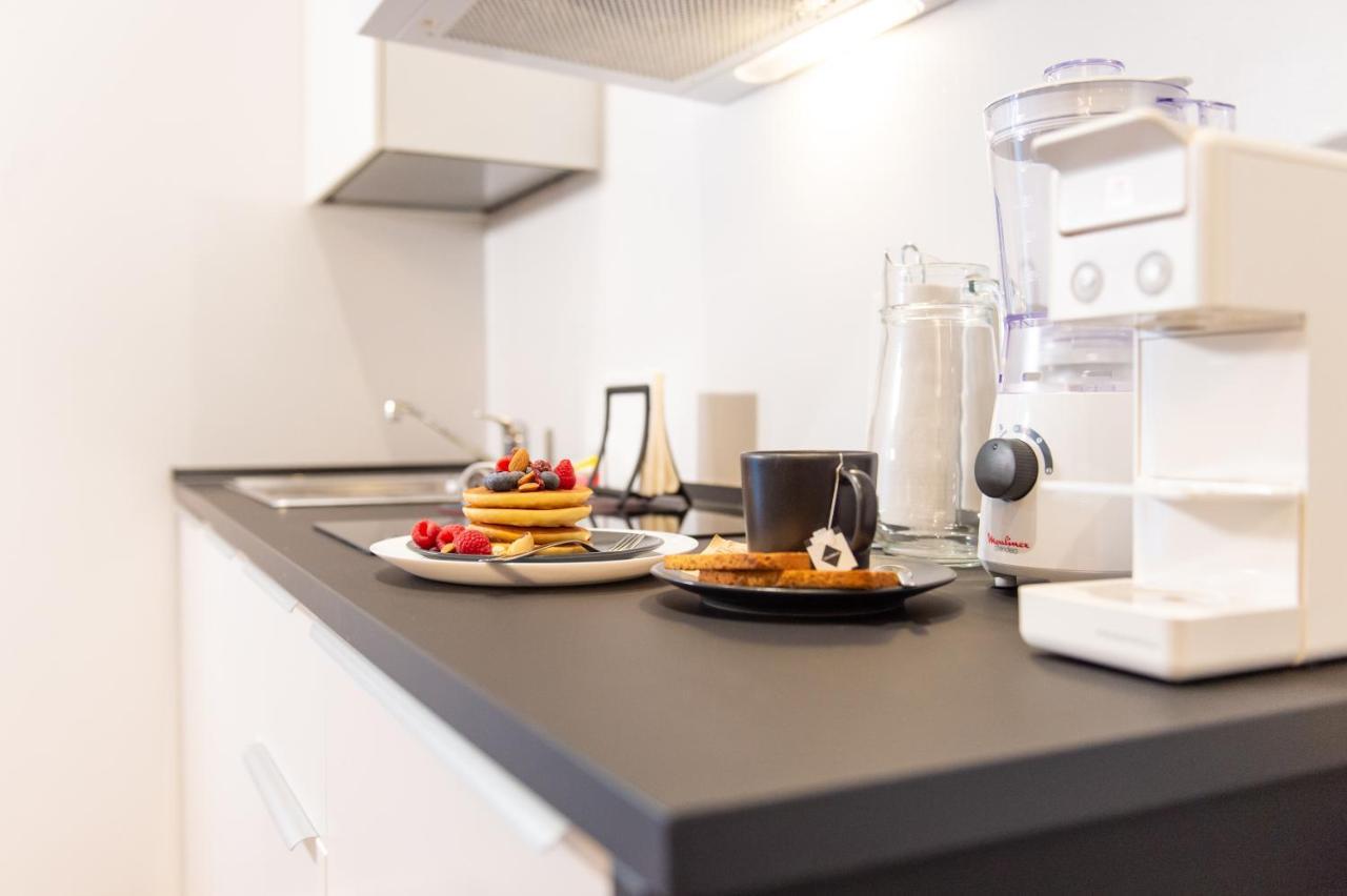 Smart & Urban Suites - Corso51 Rimini Bagian luar foto