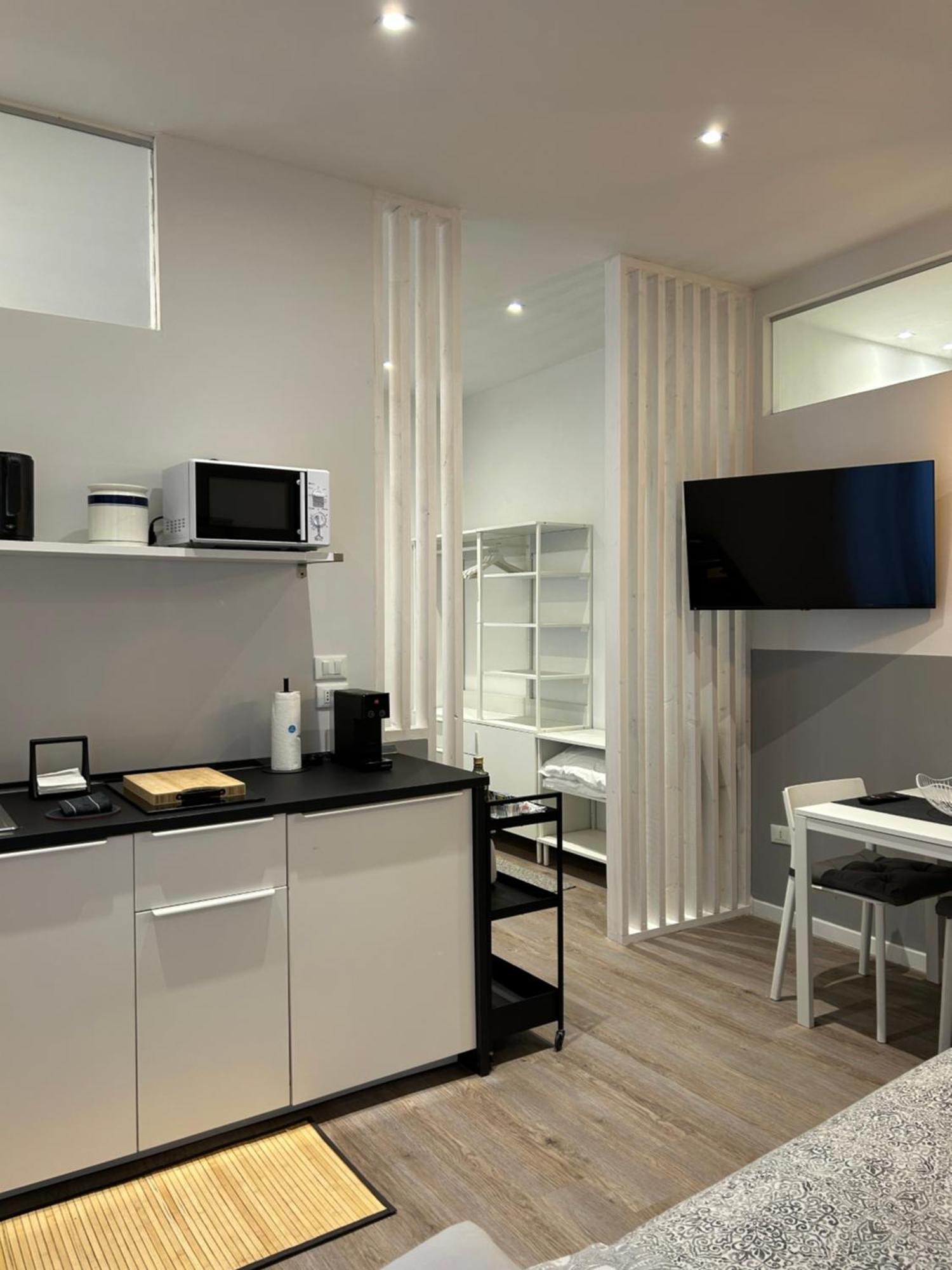 Smart & Urban Suites - Corso51 Rimini Bagian luar foto